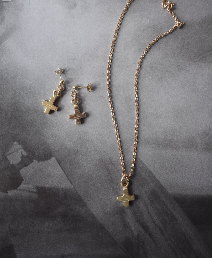 gold cross necklace gold chain necklace tiffany necklace gifts for him him pendant necklace gold jewellery vintage gold cross chain link necklace