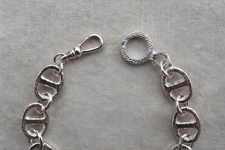 Thick solid silver chunky links egg shape links hand sculpted silver chain bracelet bangle silver clasp. thick heavy silver cuff bangle round stack bangle personalised hand made bangle bracelet. chain bracelet thick links hermes style bracelet charm bracelet.