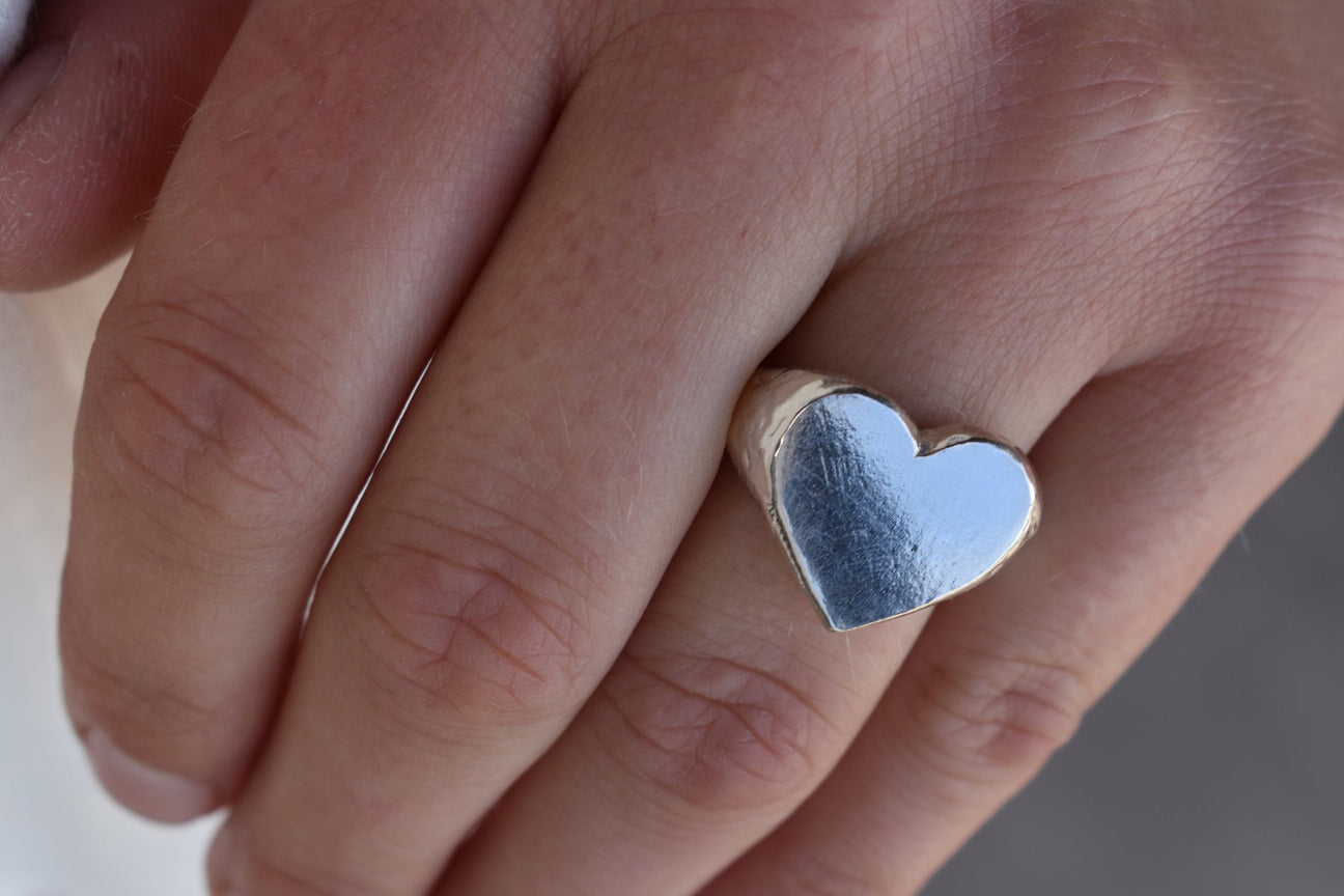 Why Sustainable Jewellery Matters: The Benefits of Recycled Gold and Silver