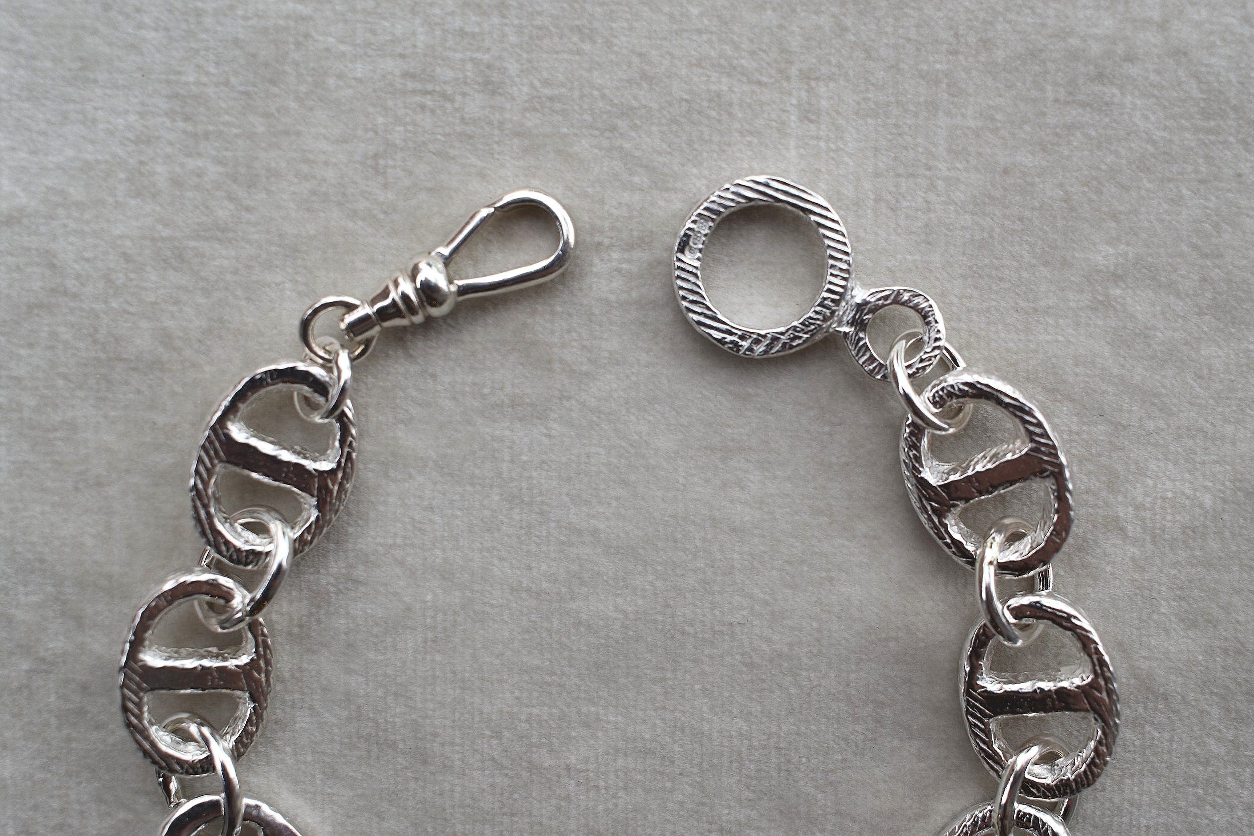 Thick solid silver chunky links egg shape links hand sculpted silver chain bracelet bangle silver clasp. thick heavy silver cuff bangle round stack bangle personalised hand made bangle bracelet. chain bracelet thick links hermes style bracelet charm bracelet.