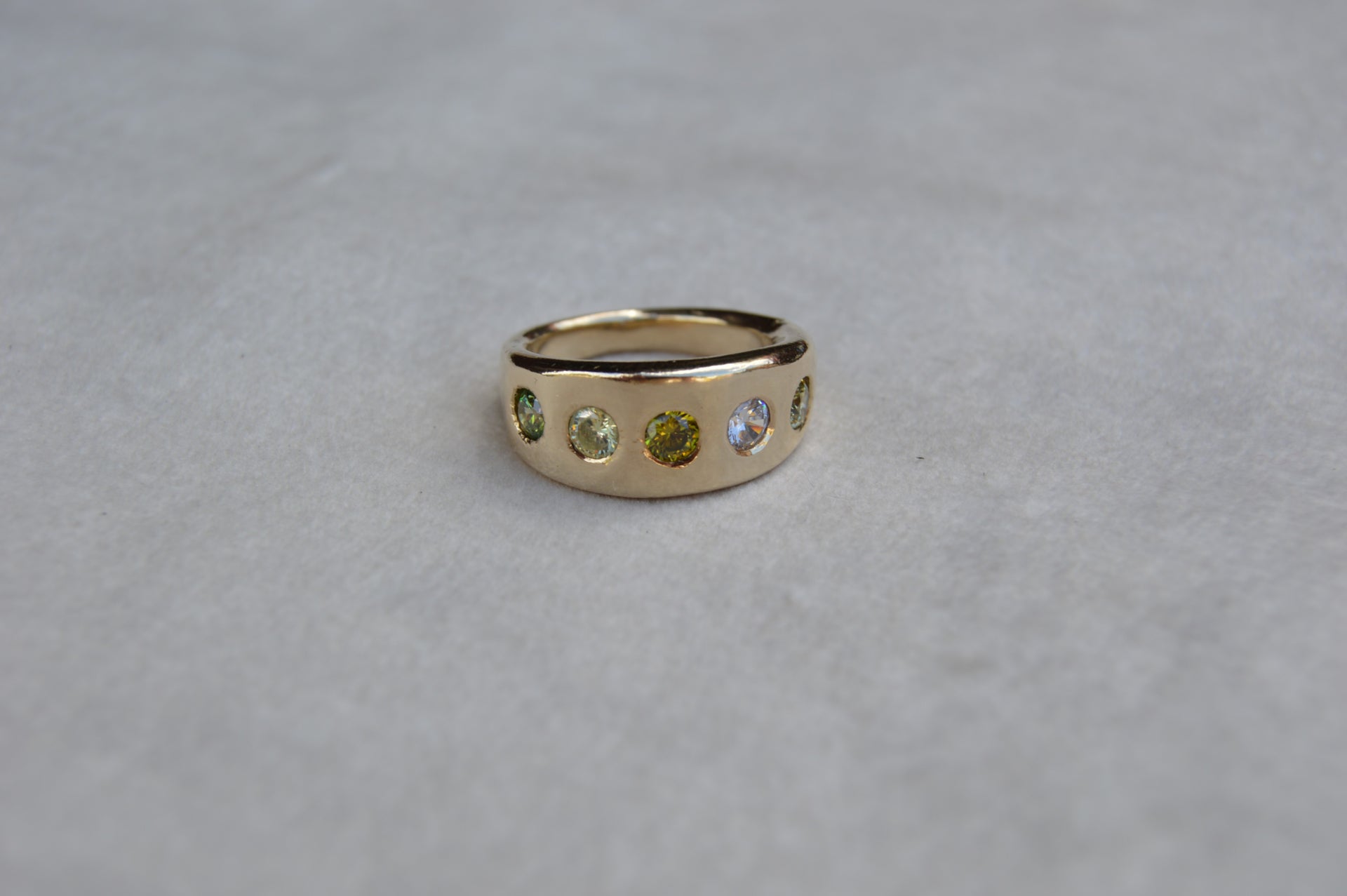 9ct yellow gold diamond ring engagement ring wedding ring diamond peridot yellow sapphire flush italian style ring