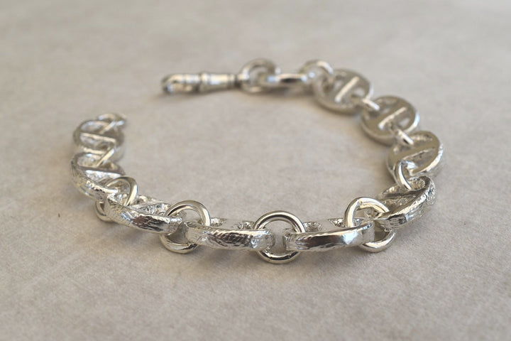 Thick solid silver chunky links egg shape links hand sculpted silver chain bracelet bangle silver clasp. thick heavy silver cuff bangle round stack bangle personalised hand made bangle bracelet. chain bracelet thick links hermes style bracelet charm bracelet.